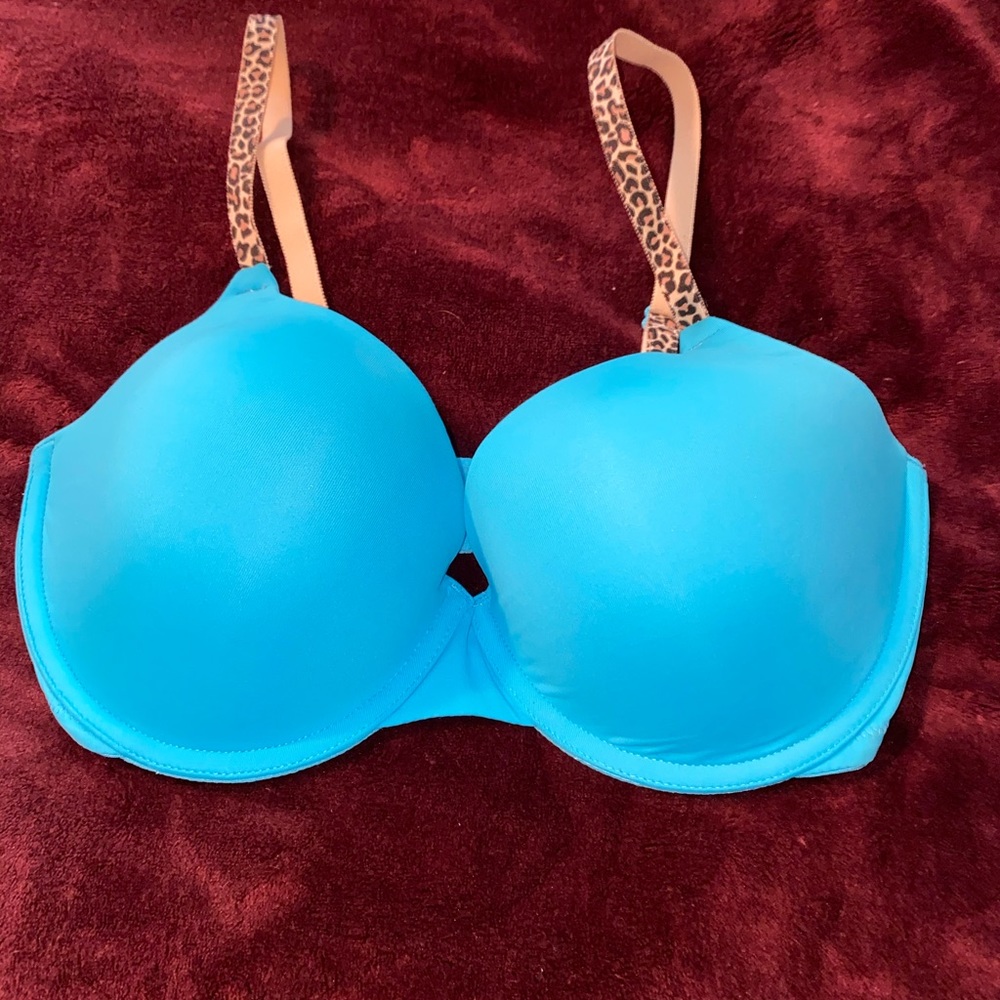 VS Pink Bra